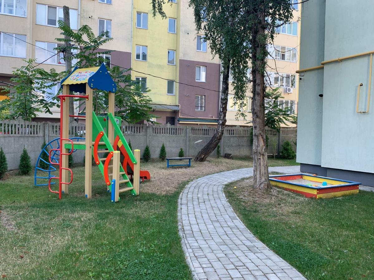Comfort Place In The City Centre Ivano-Frankivsk Exterior foto